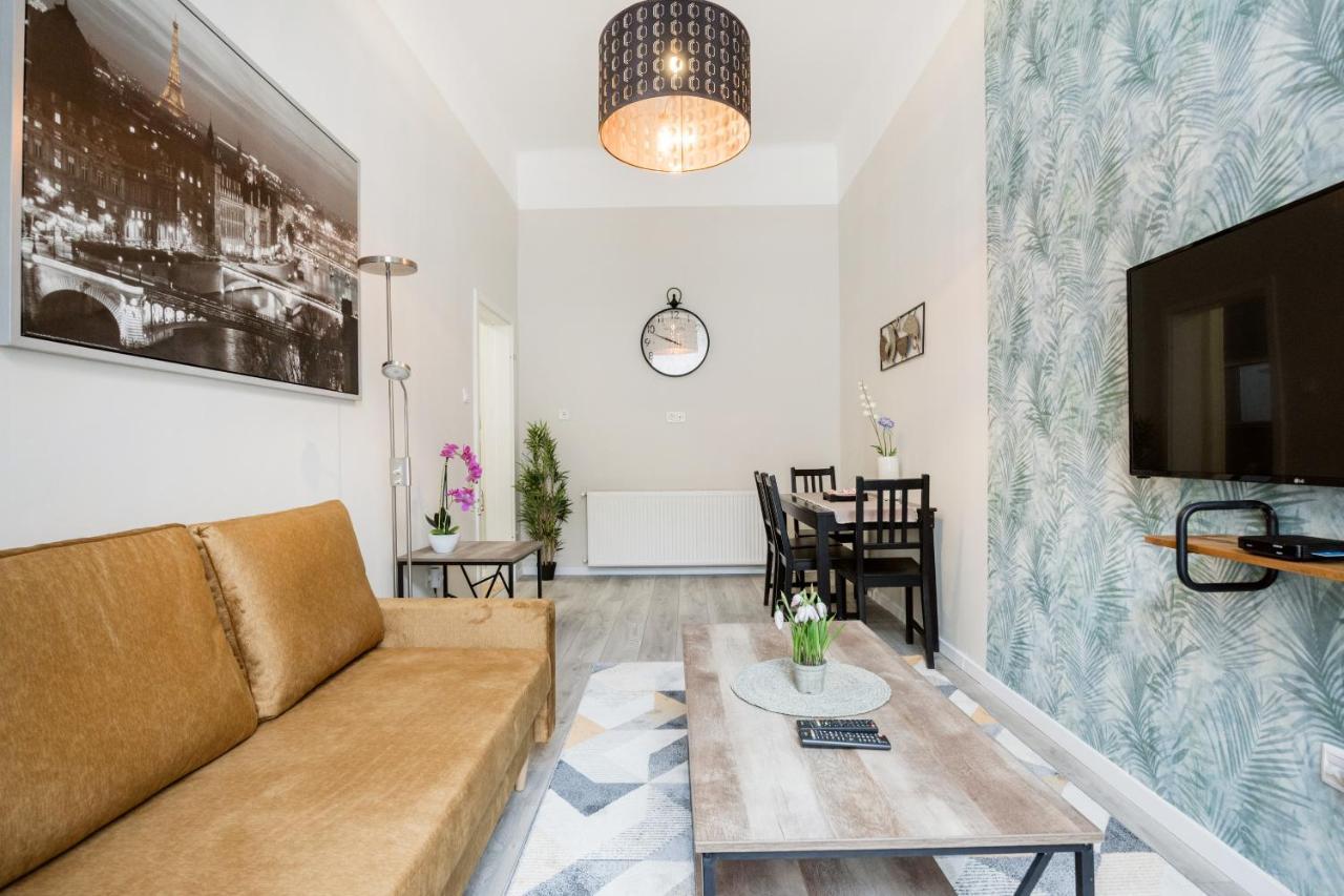 O Street 3 Bedroom Stylish Apartment Budapest Luaran gambar