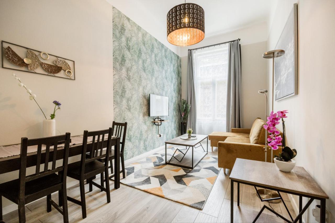 O Street 3 Bedroom Stylish Apartment Budapest Luaran gambar